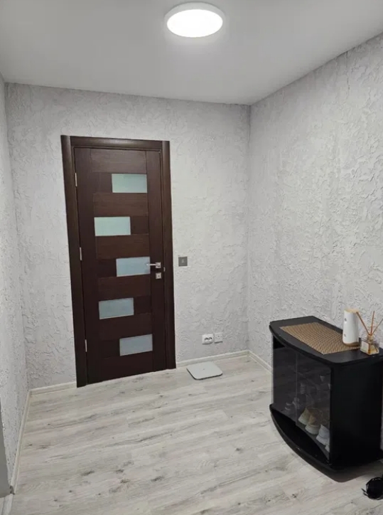 продажа трехкомнатной квартиры номер A-174345 в Малиновском районе, фото номер 9